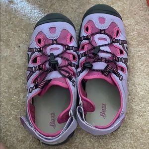 Girl’s Bass sandal